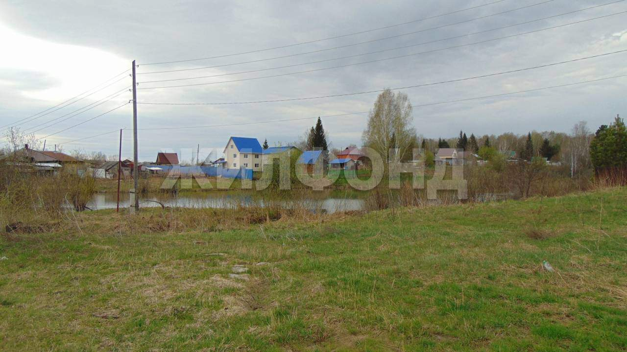 Продам земельный участок 1517 м.кв.