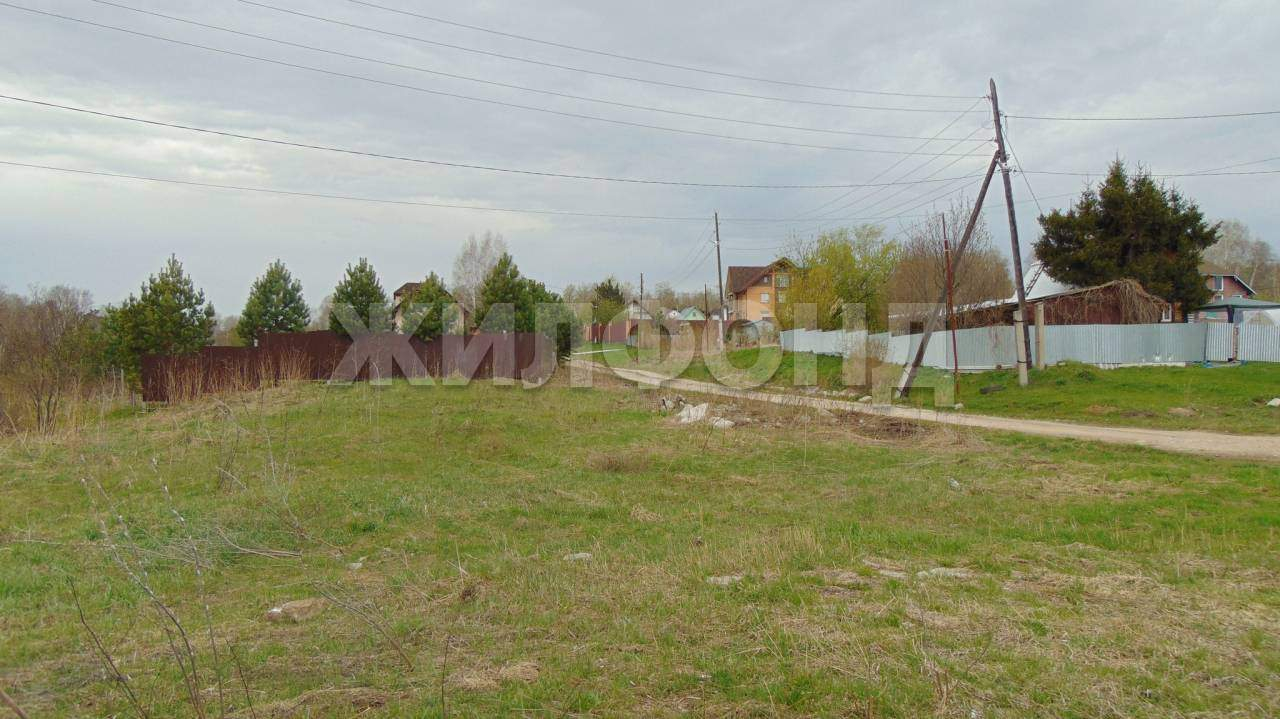 Продам земельный участок 1517 м.кв.
