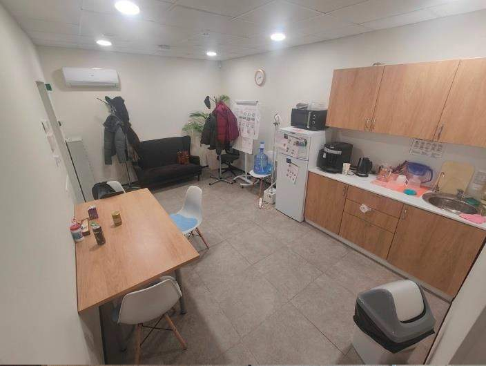 Продам офис 212.7 м.кв.