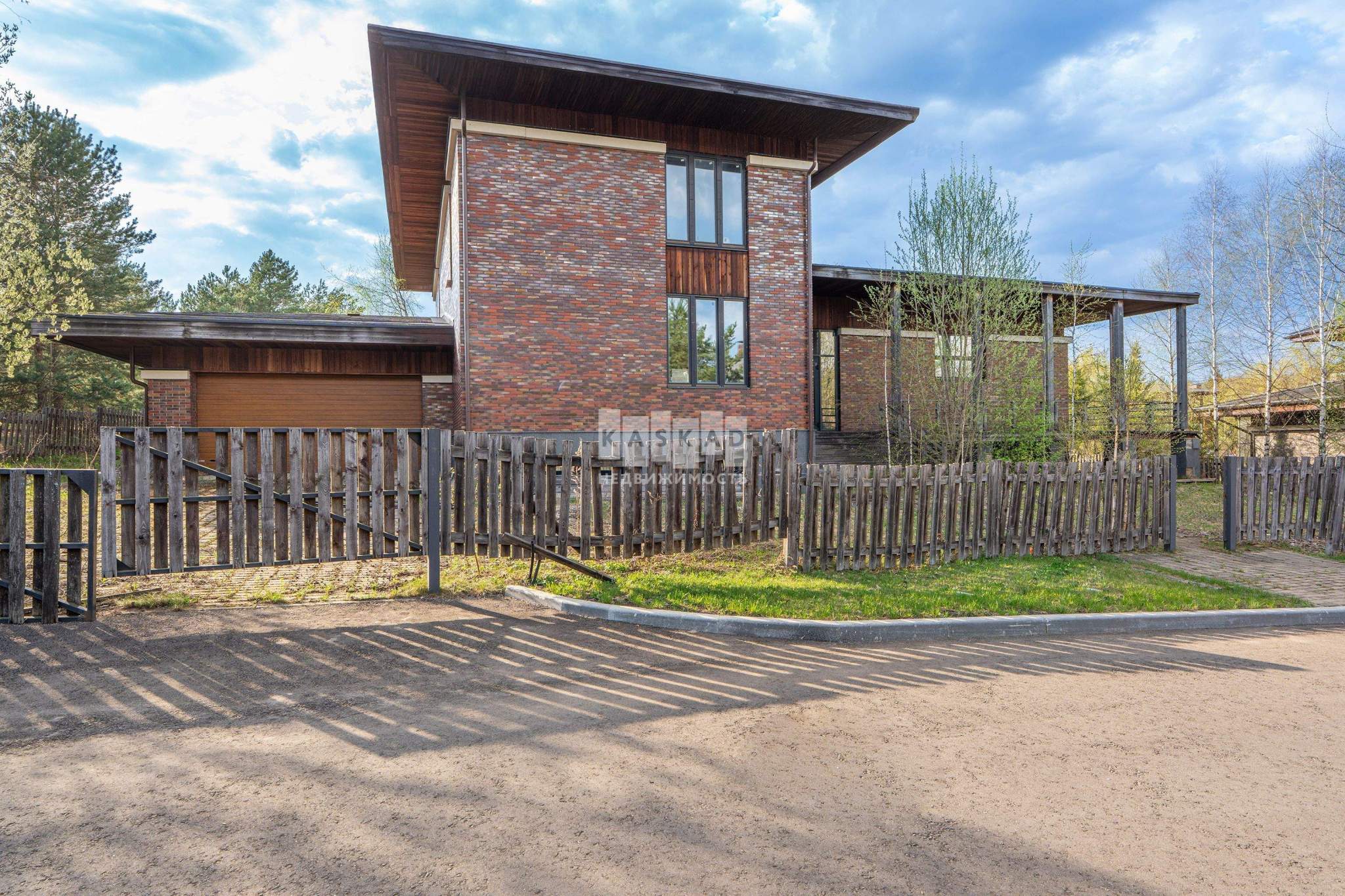 Дом на продажу в Хлябово, Камушки улица фото №1