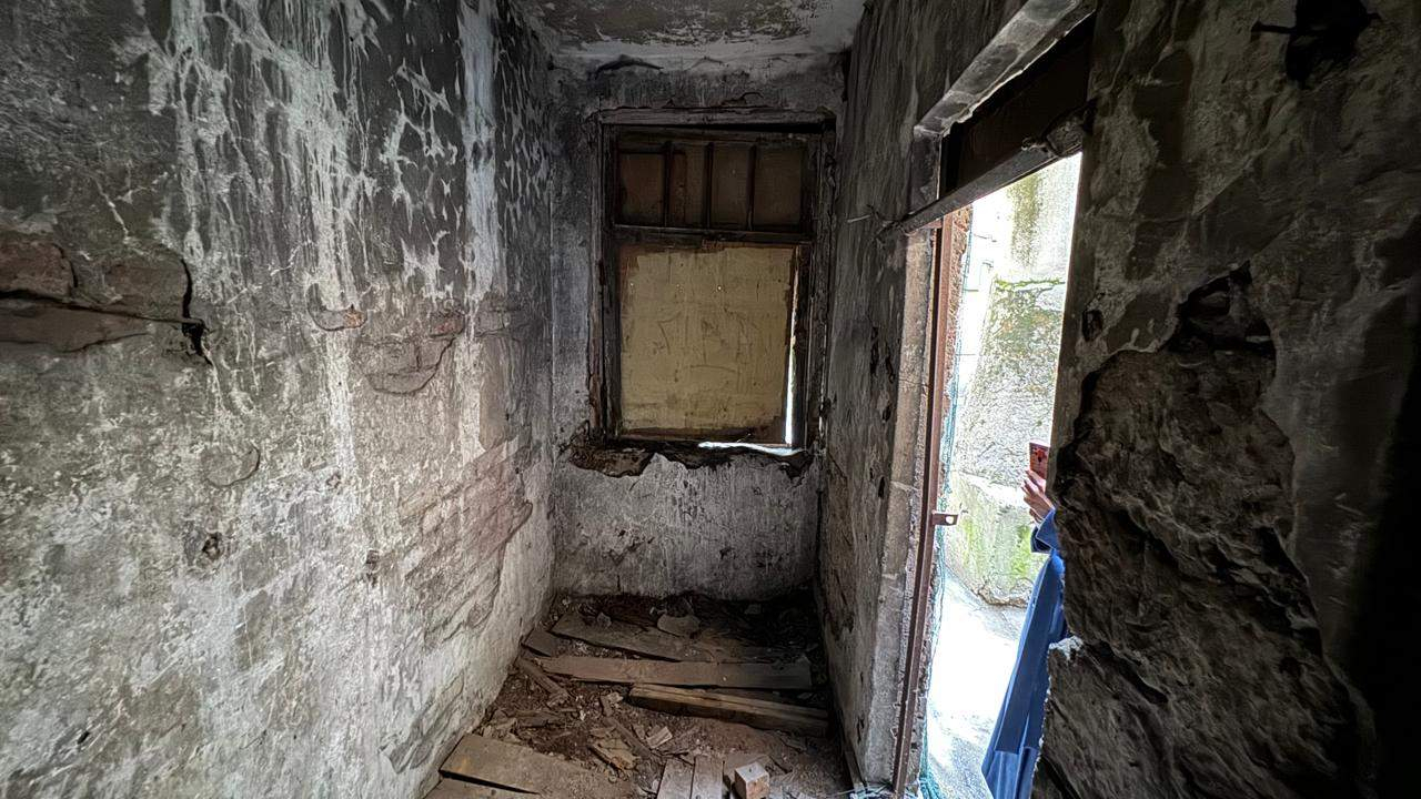Продам торговое помещение 8 м.кв.