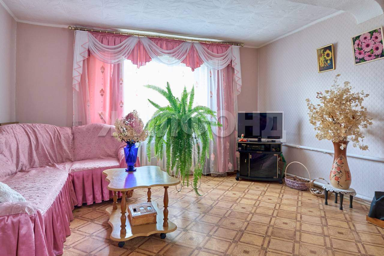 Дом на продажу в д/е Ключах, Центральная улица, 13 фото №1