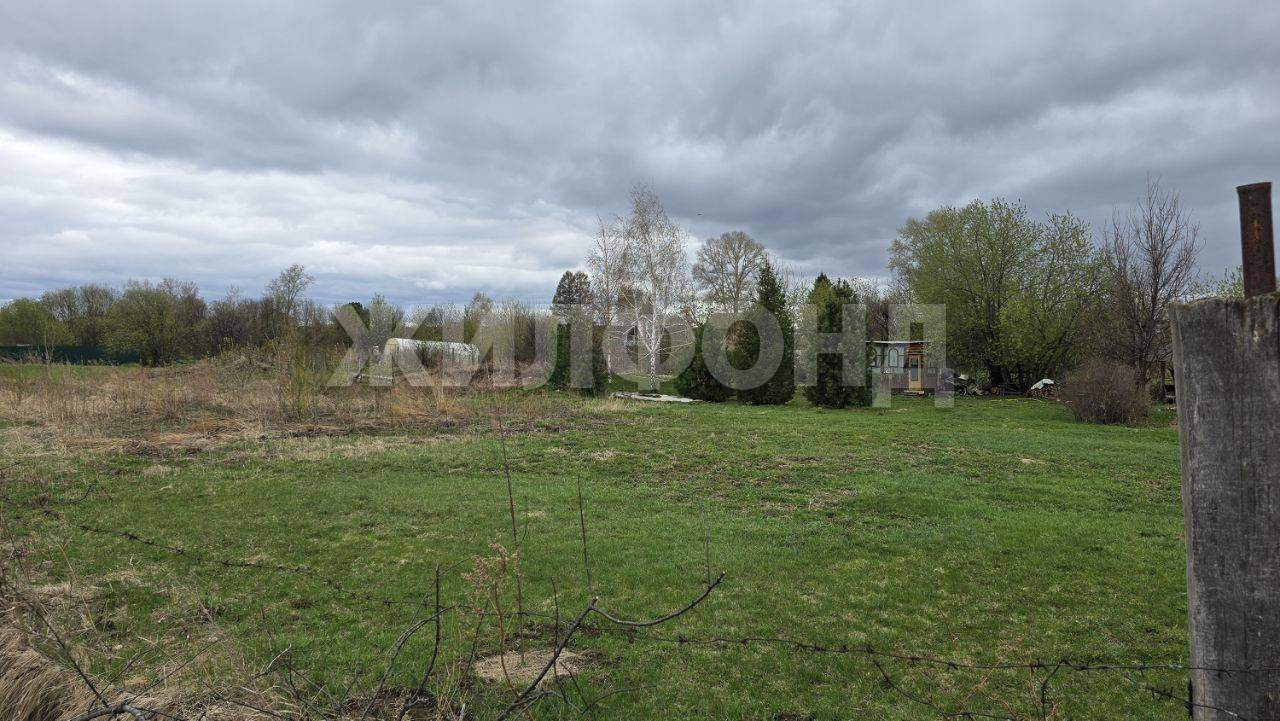 Продам земельный участок 720 м.кв.