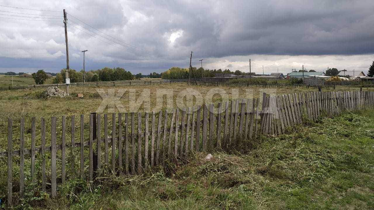 Продам земельный участок 2500 м.кв.