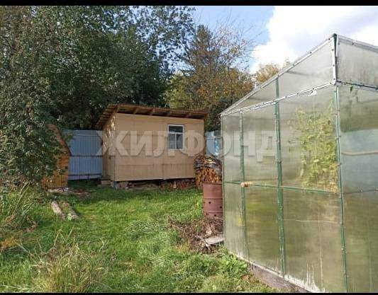 Продам земельный участок 450 м.кв.