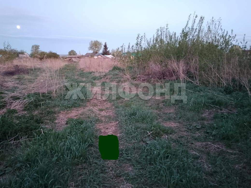 Продам земельный участок 1000 м.кв.