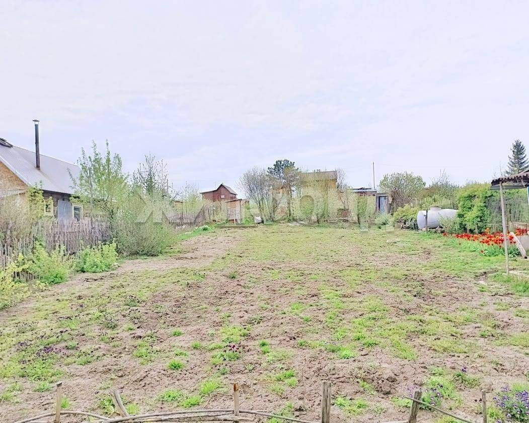Продам земельный участок 643 м.кв.
