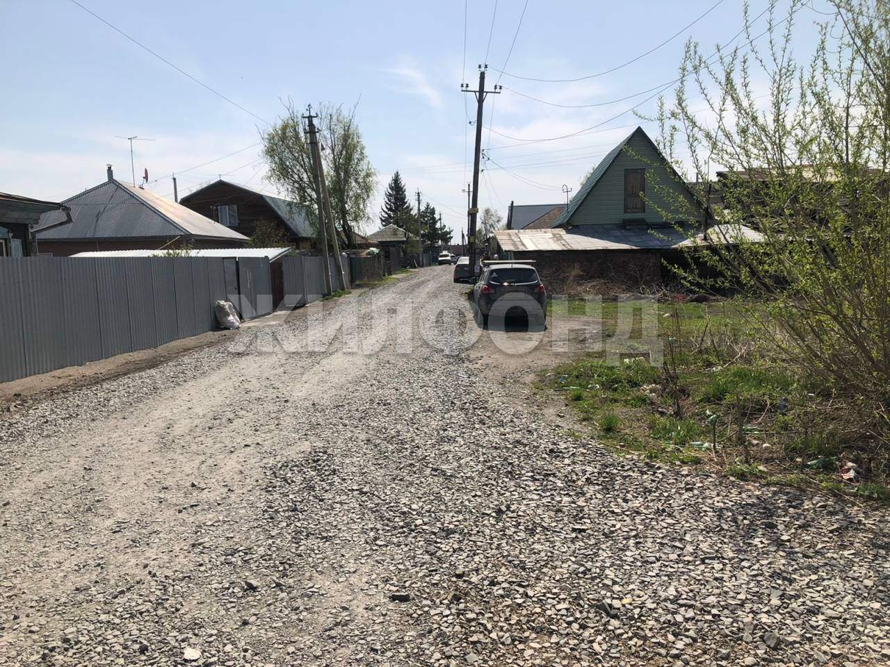 Продам земельный участок 550 м.кв.