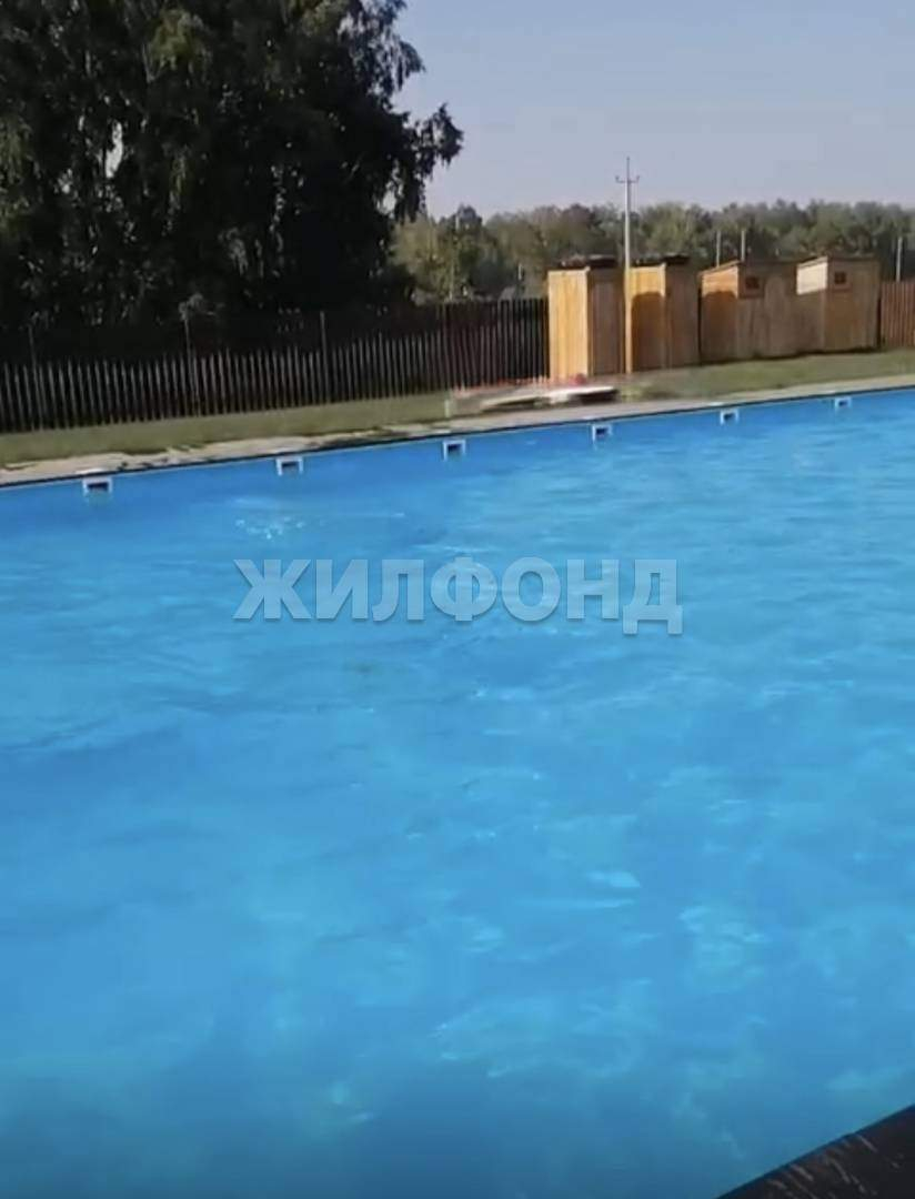 Продам земельный участок 794 м.кв.