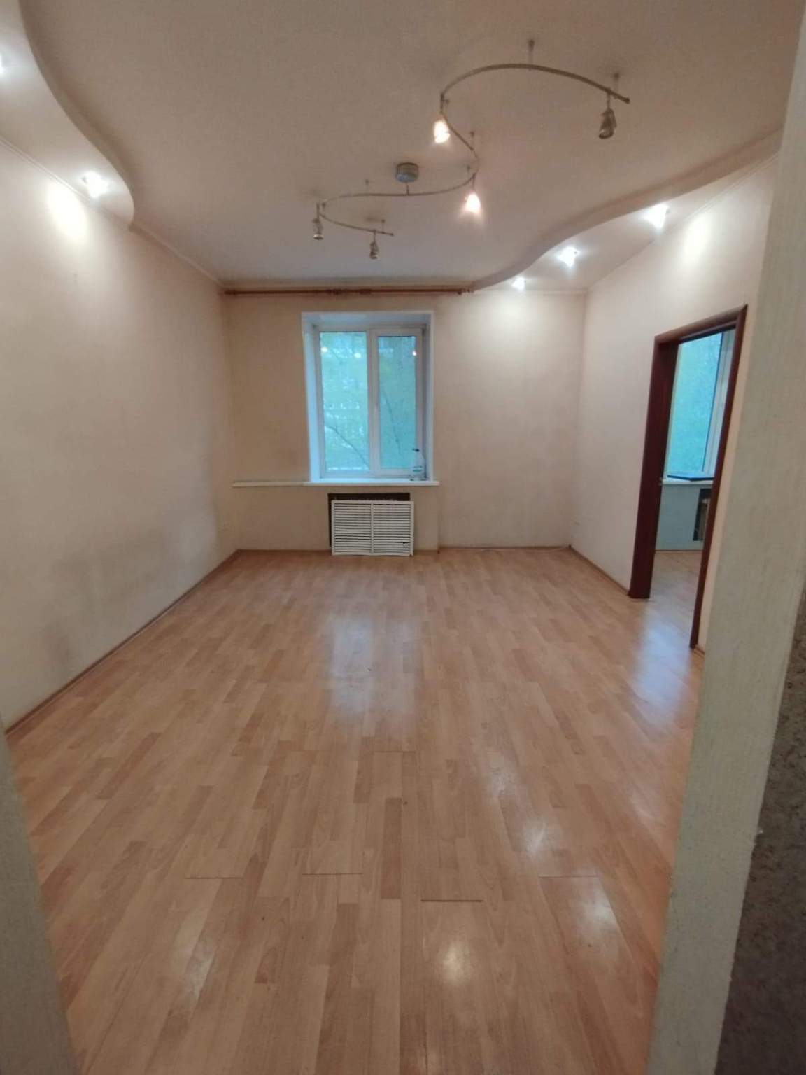 Квартира на продажу в Челябинске, Сталеваров улица, 37 фото №0