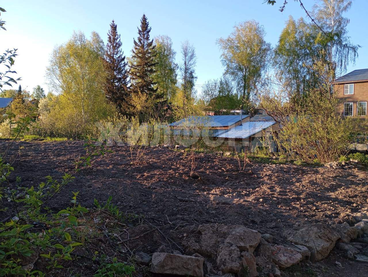 Продам земельный участок 1152 м.кв.