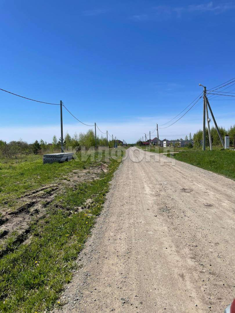 Продам земельный участок 1000 м.кв.