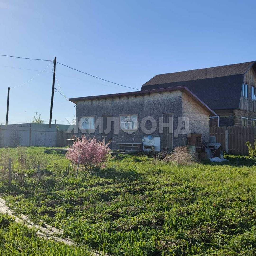 Продам земельный участок 729 м.кв.