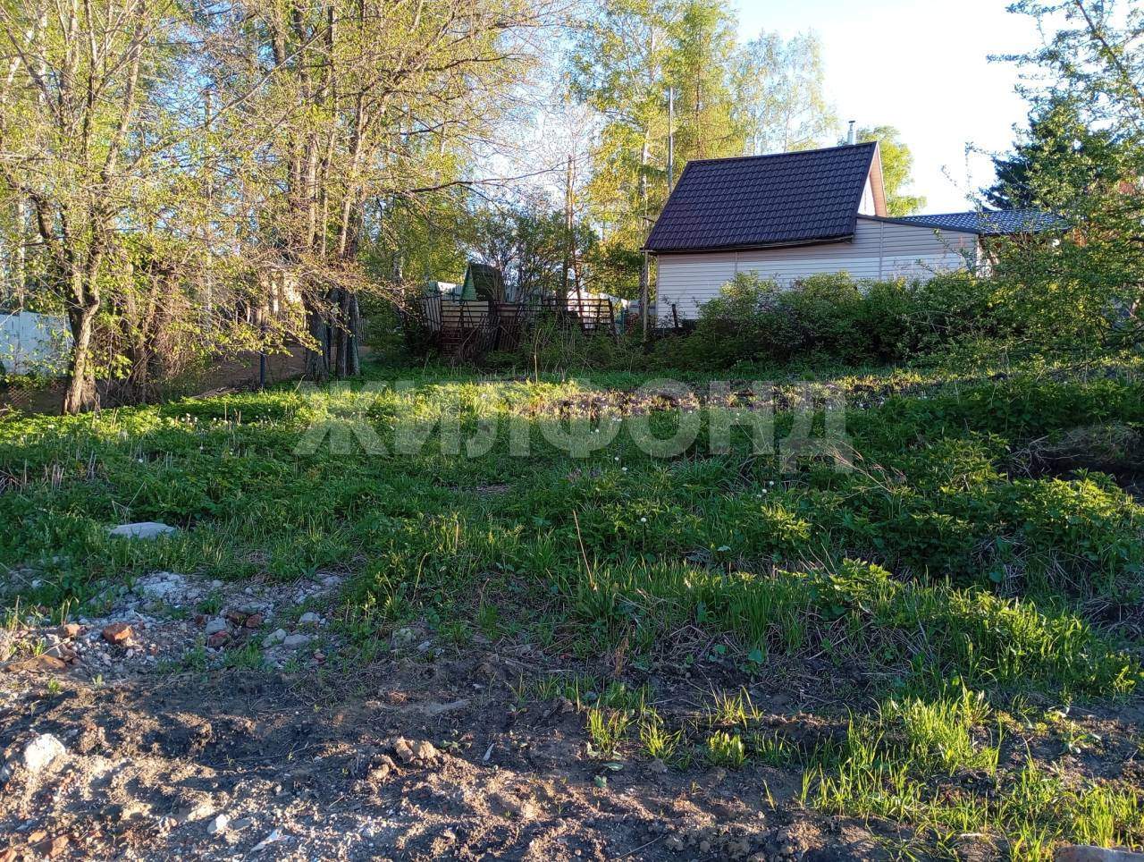 Продам земельный участок 1152 м.кв.