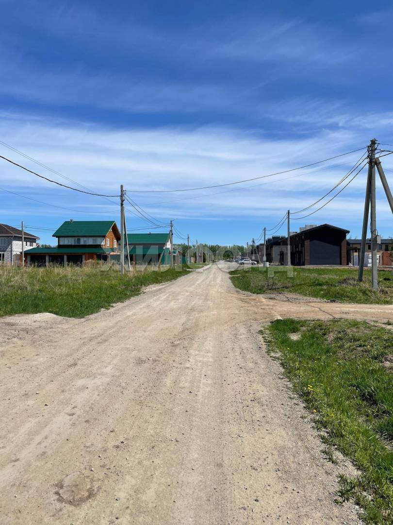 Продам земельный участок 1000 м.кв.