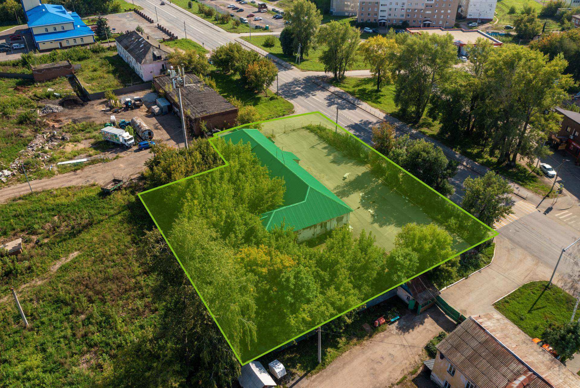 Продам торговое помещение 444.7 м.кв.