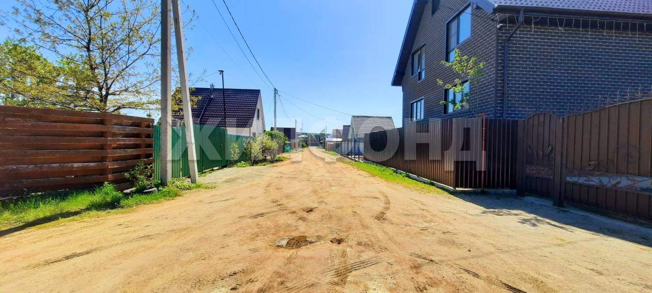 Продам земельный участок 425 м.кв.