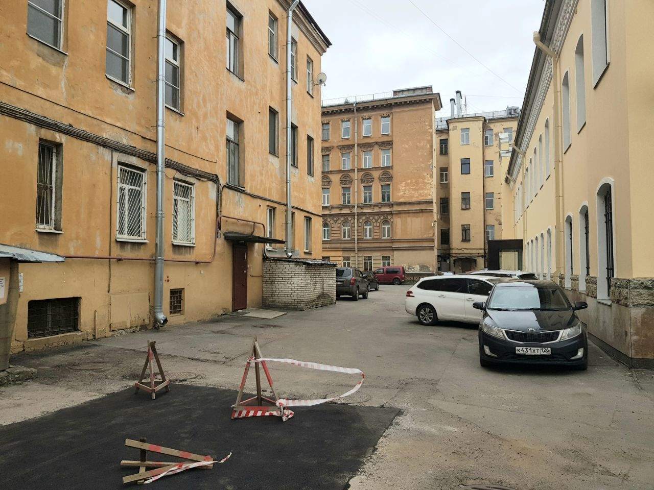Продам офис 90.4 м.кв.