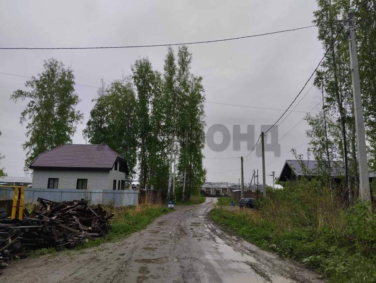Продам земельный участок 800 м.кв.