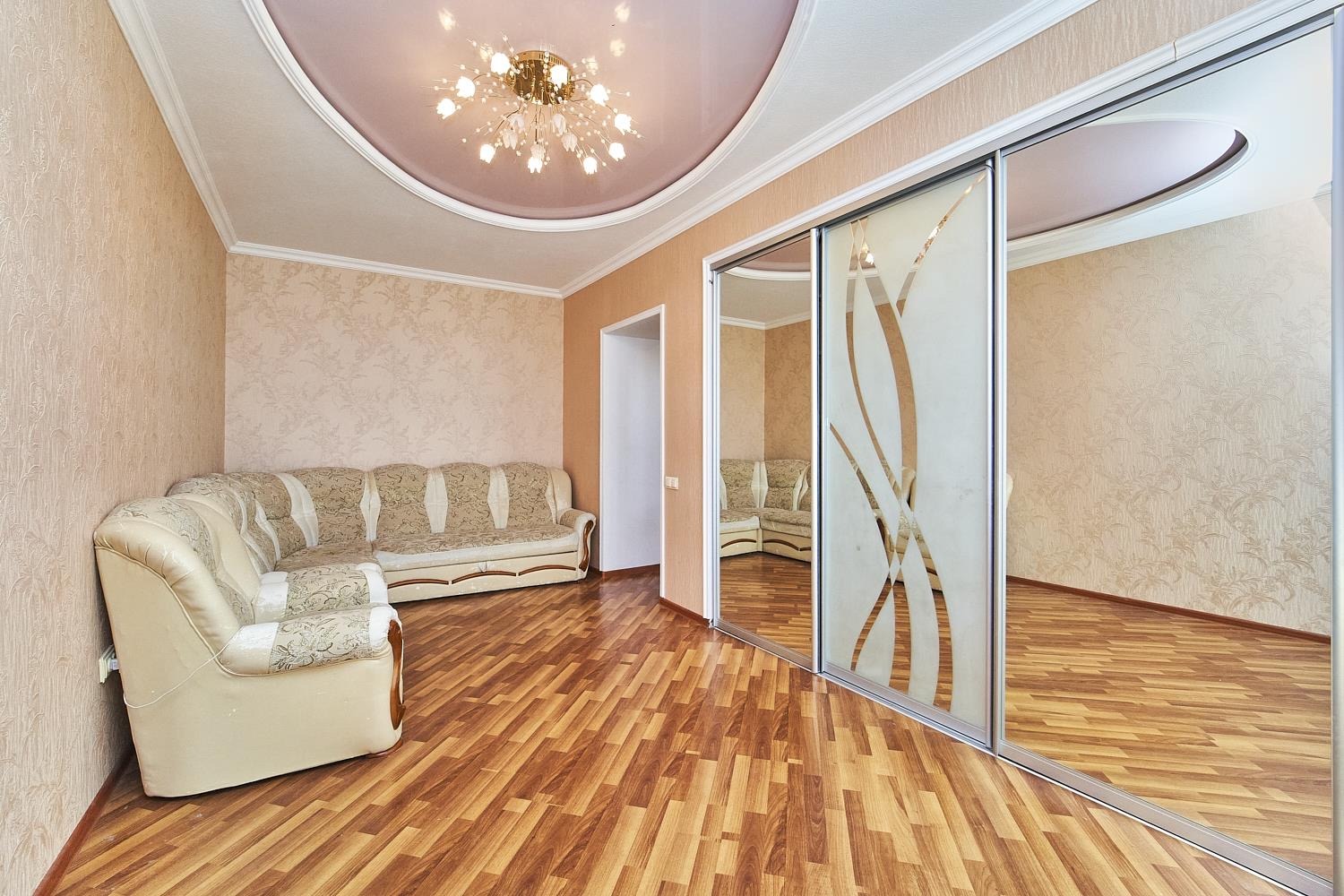 Квартира в аренду в Краснодаре, им. Яна Полуяна улица, 39 фото №2