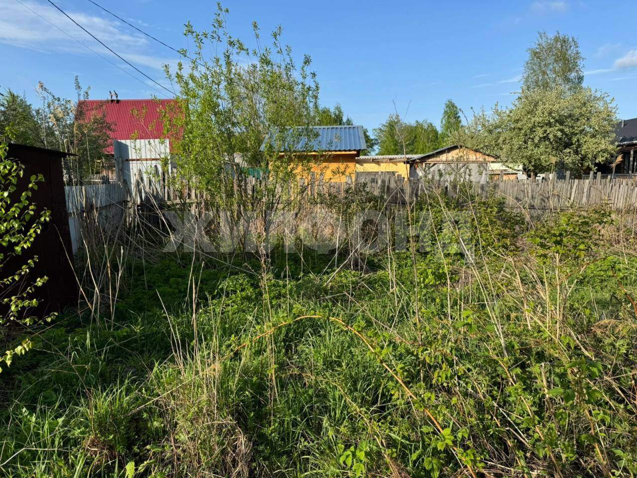 Продам земельный участок 800 м.кв.