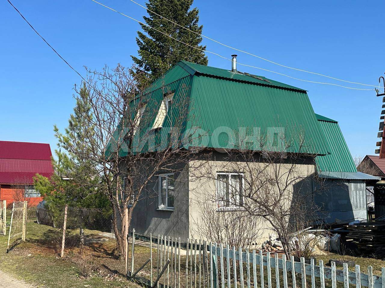 Продам земельный участок 632 м.кв.
