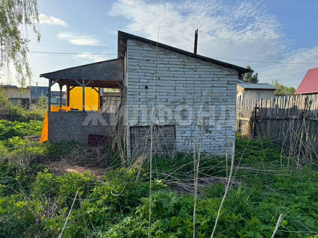 Продам земельный участок 800 м.кв.