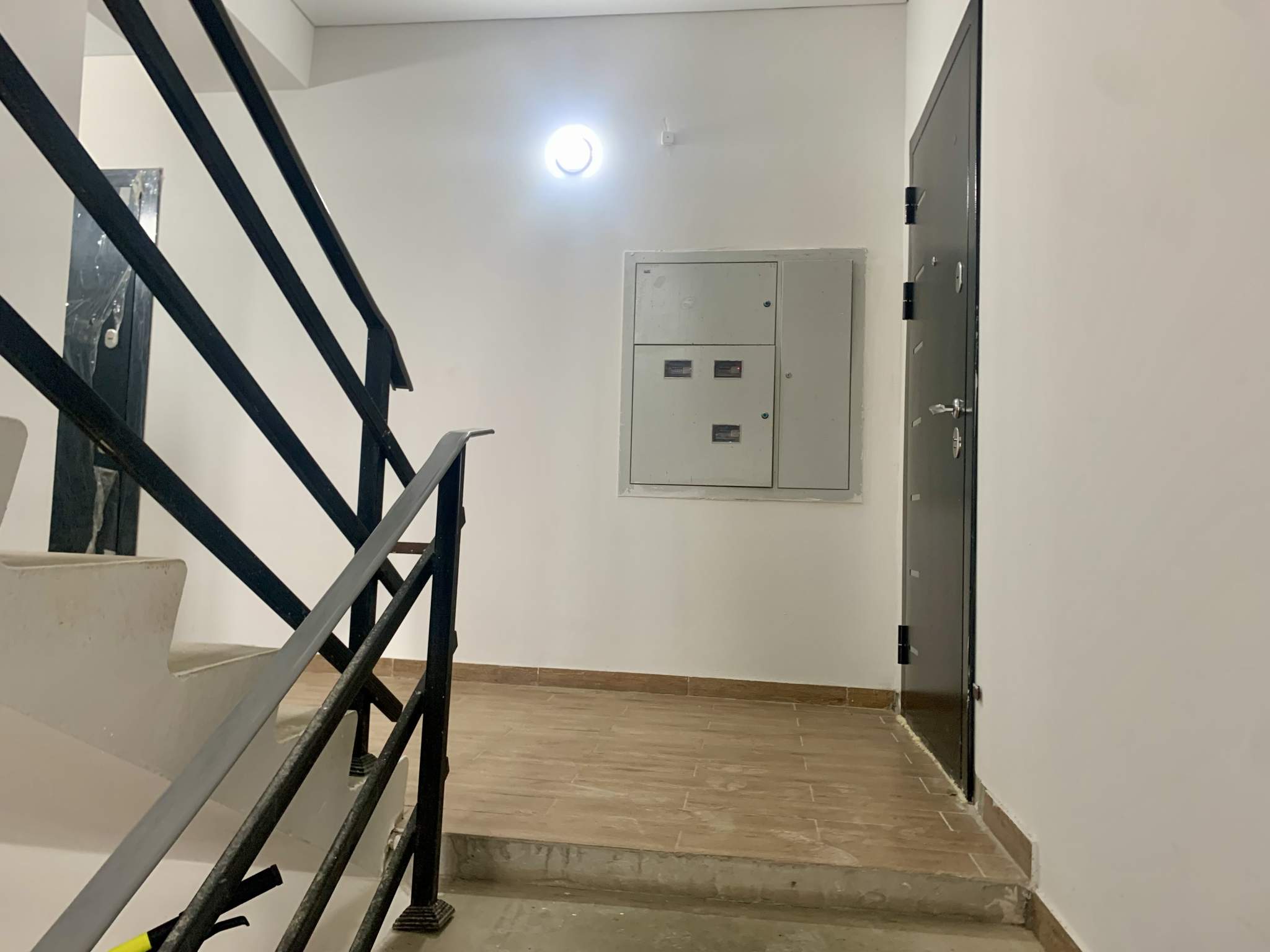 Квартира на продажу в Ясенной, Днепровская улица, 19К2 фото №2