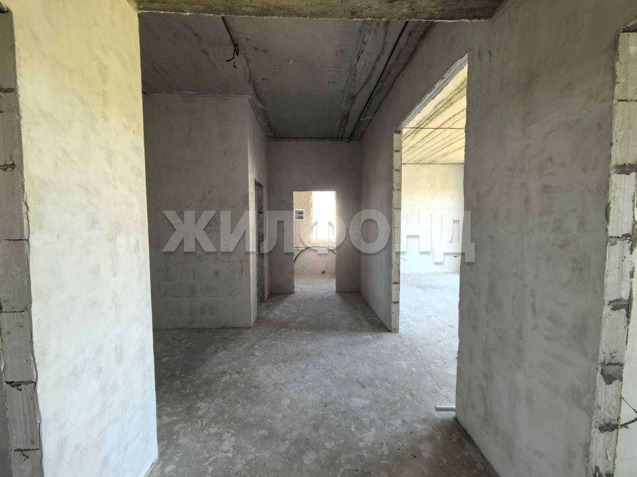 Продам земельный участок 814 м.кв.