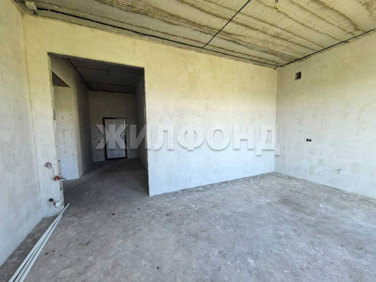 Продам земельный участок 814 м.кв.