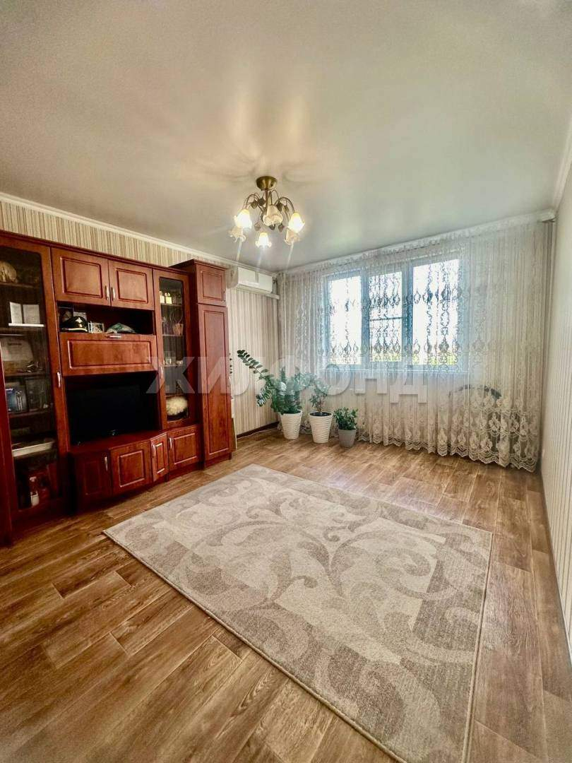 Квартира на продажу в Тольятте, Свердлова улица, 17 фото №3