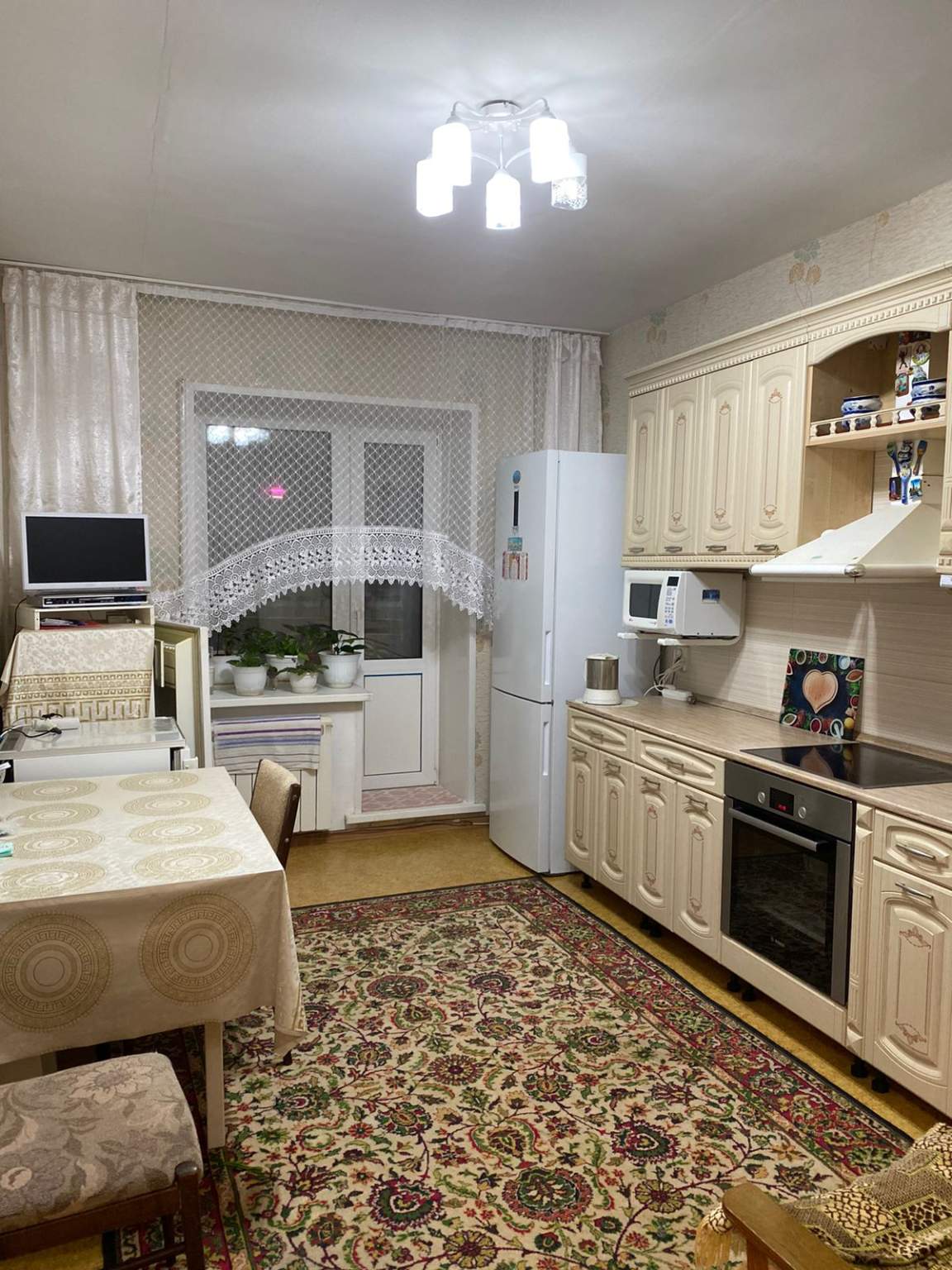 Квартира в аренду в Сосновоборске, Ленинского Комсомола улица, 44 фото №0