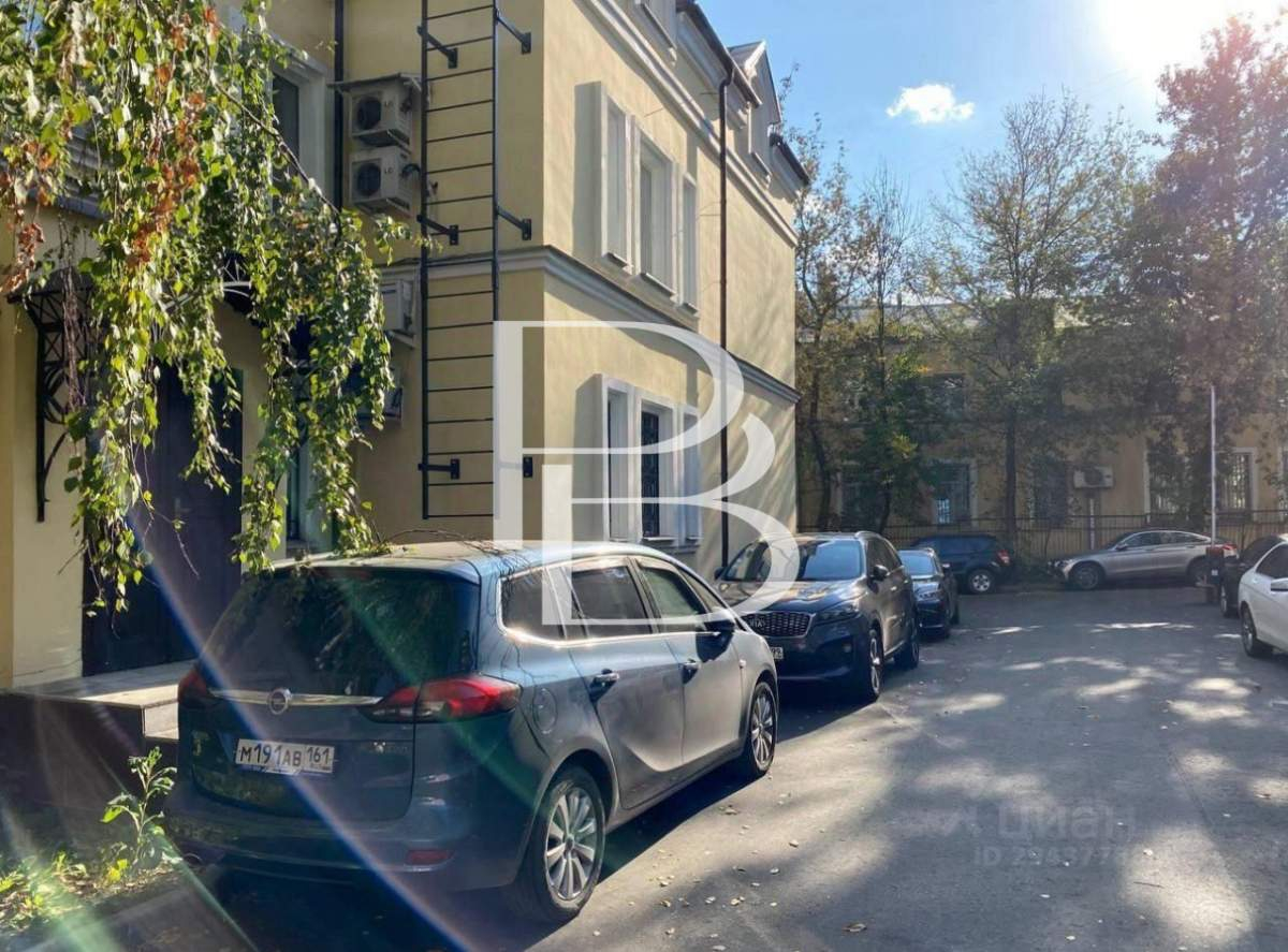 Сдам в аренду офис 177.6 м.кв.