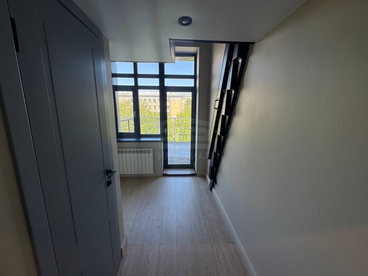 Сдам в аренду офис 8.6 м.кв.