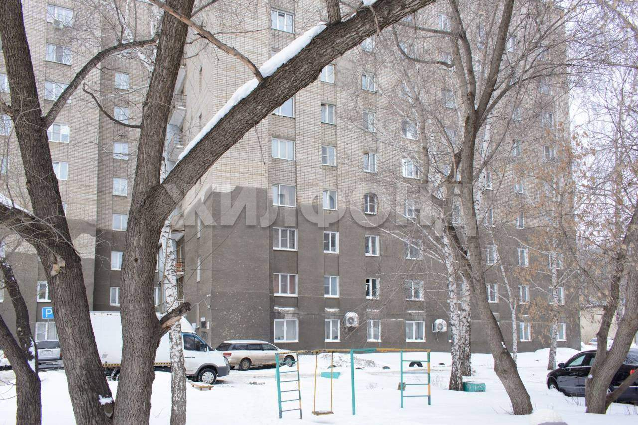 Комната на продажу в Барнауле, Сухэ-Батора улица, 20к2 фото №6
