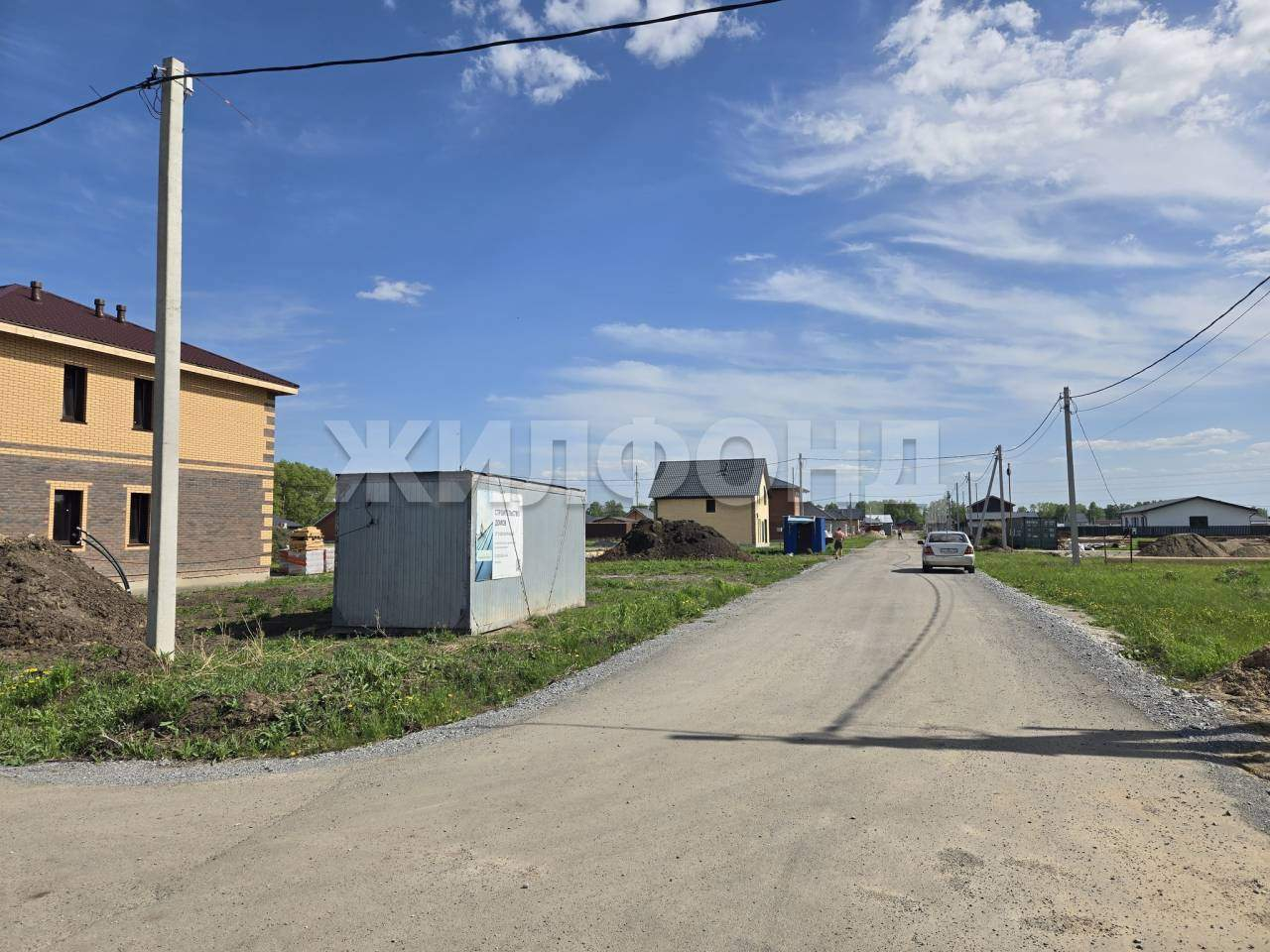 Продам земельный участок 1008 м.кв.