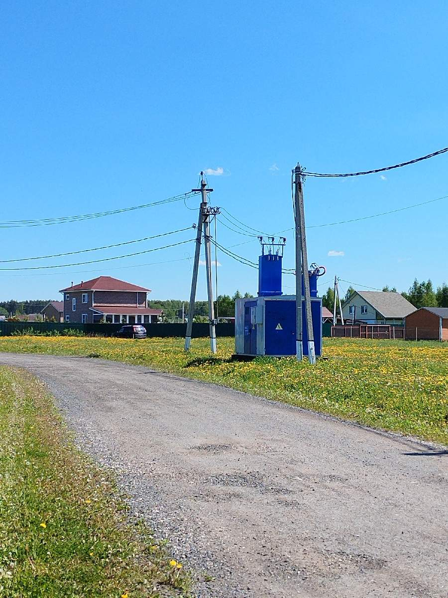 Продам земельный участок 810 м.кв.