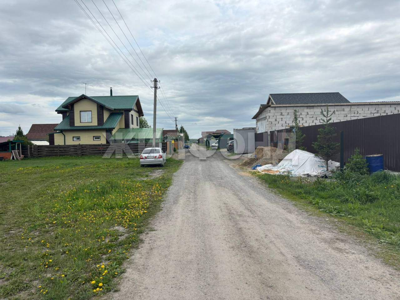 Продам земельный участок 1007 м.кв.