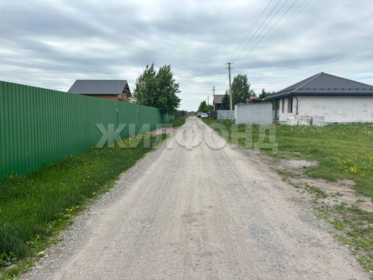 Продам земельный участок 1007 м.кв.