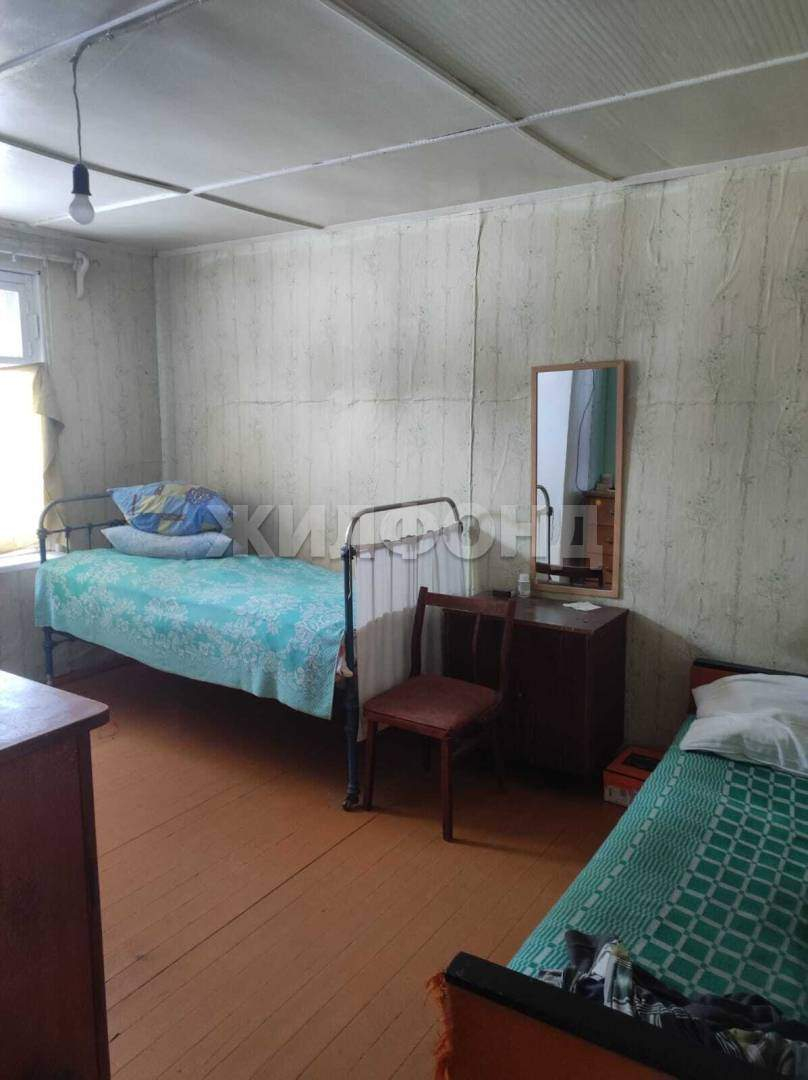 Продам земельный участок 600 м.кв.