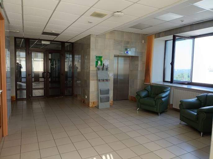 Продам торговое помещение 6190.5 м.кв.