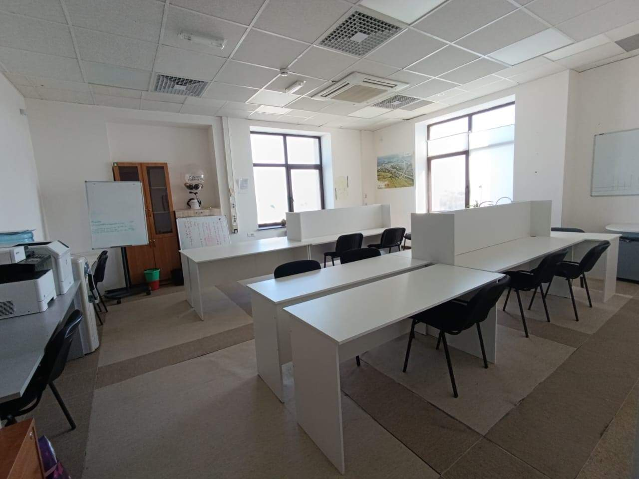 Продам торговое помещение 6190.5 м.кв.
