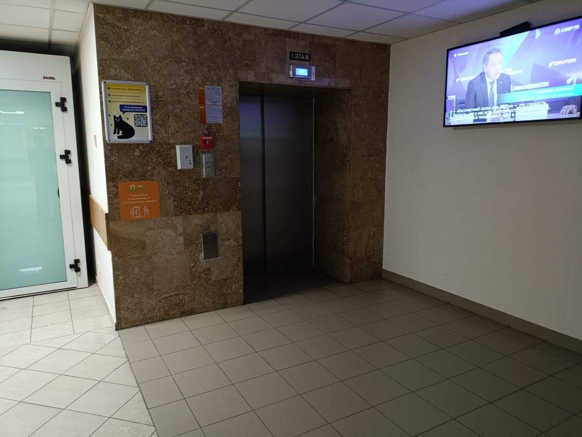Продам торговое помещение 6190.5 м.кв.