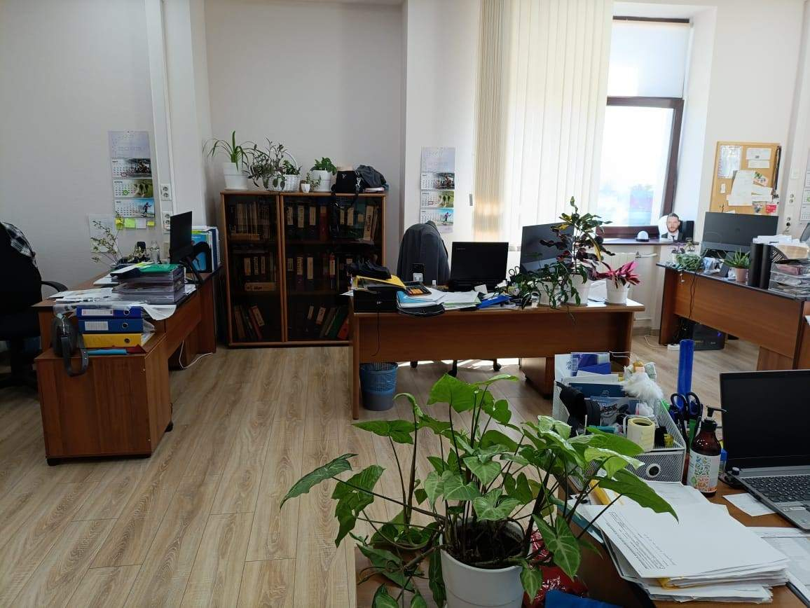 Продам торговое помещение 6190.5 м.кв.