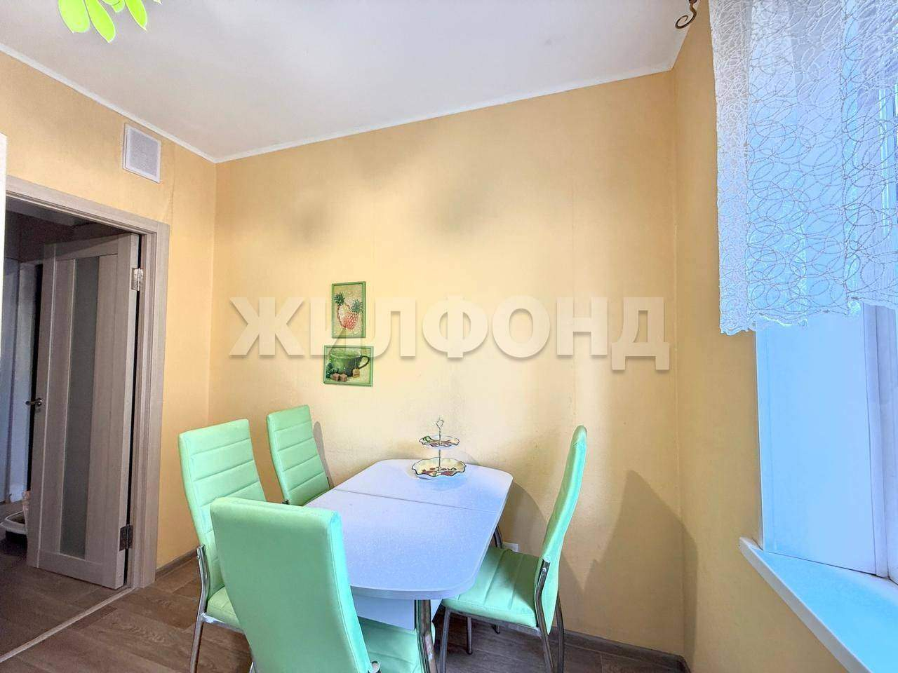 Квартира на продажу в Воронеже, Космонавта Комарова улица, 11 фото №2