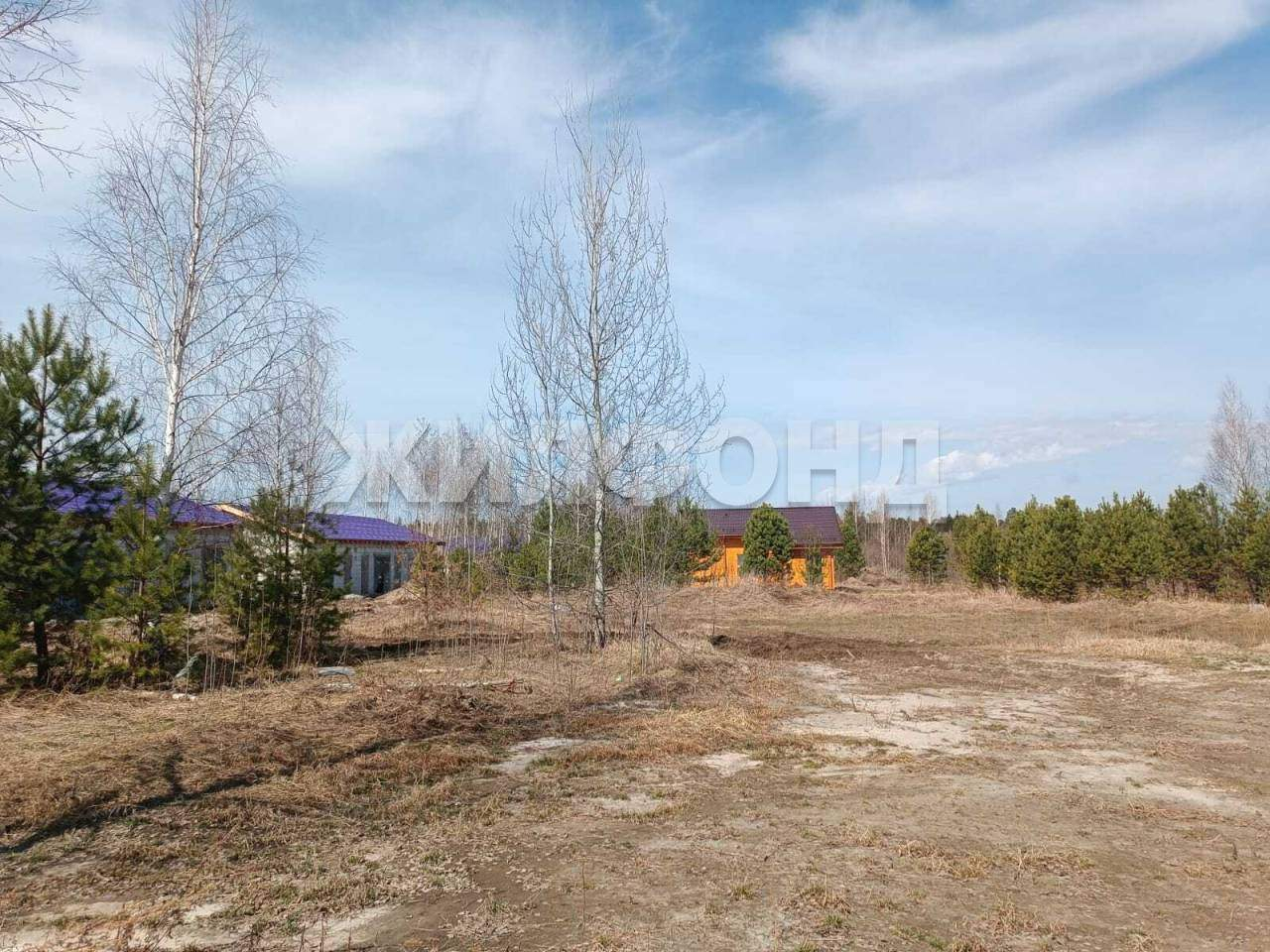 Продам земельный участок 600 м.кв.