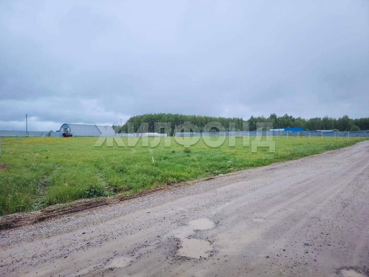 Продам земельный участок 6500 м.кв.