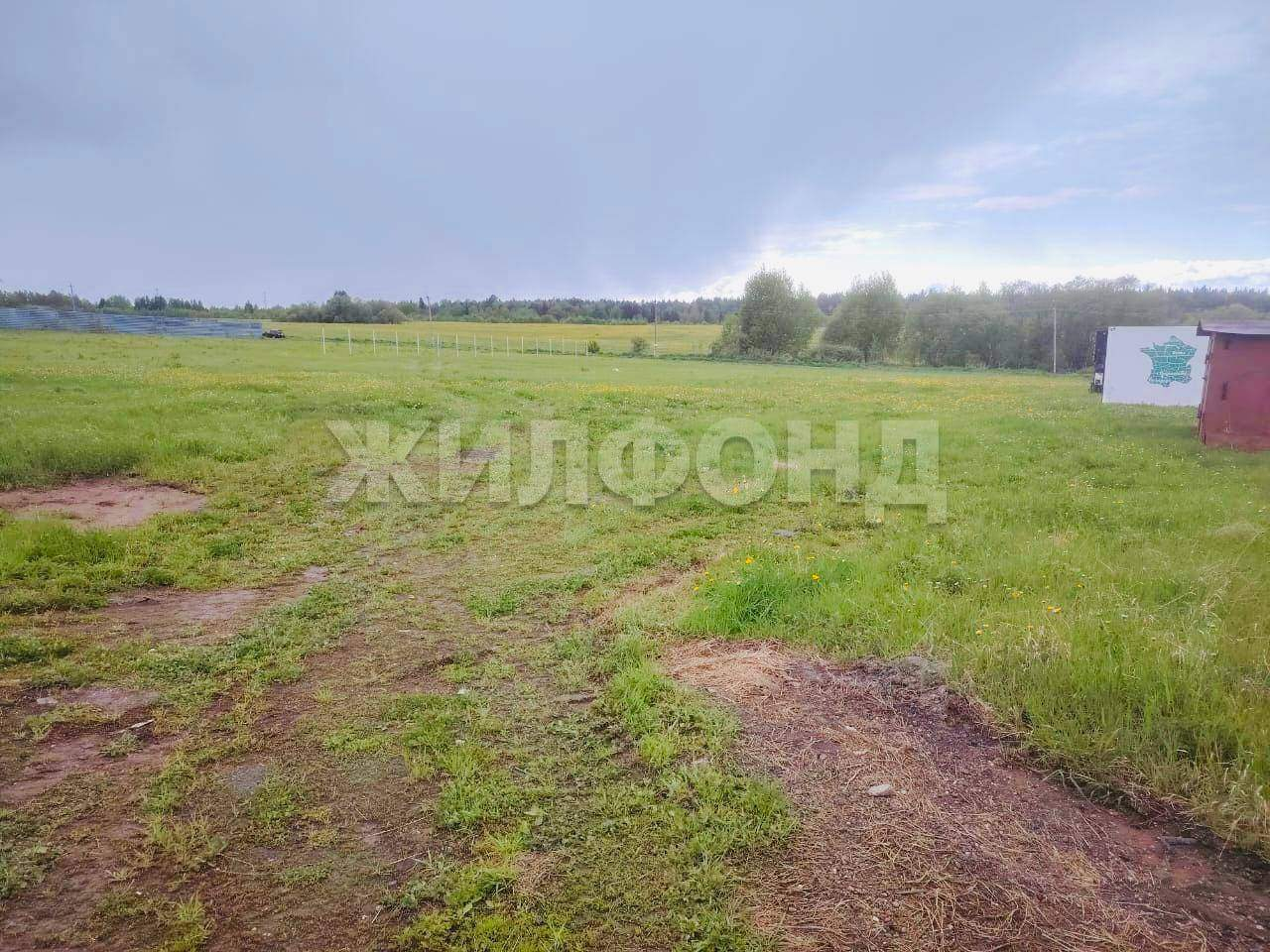 Продам земельный участок 6500 м.кв.