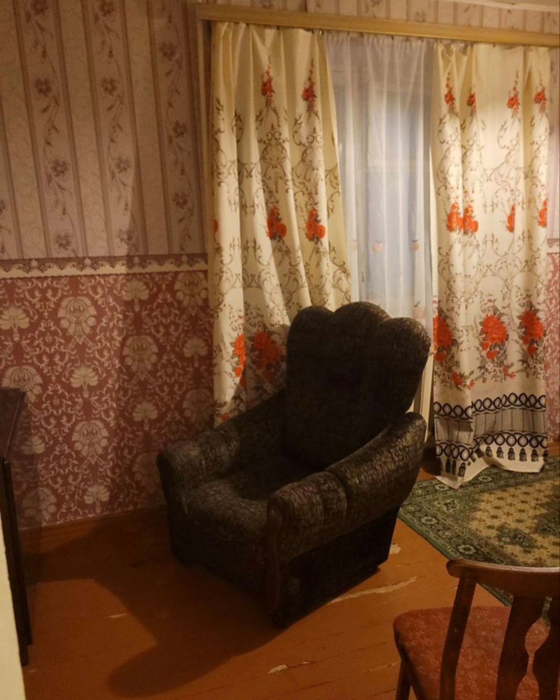 Квартира в аренду в Ревде, Комсомольская улица, 40 фото №1