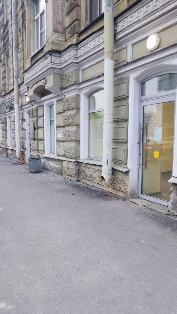 Продам магазин 391.4 м.кв.